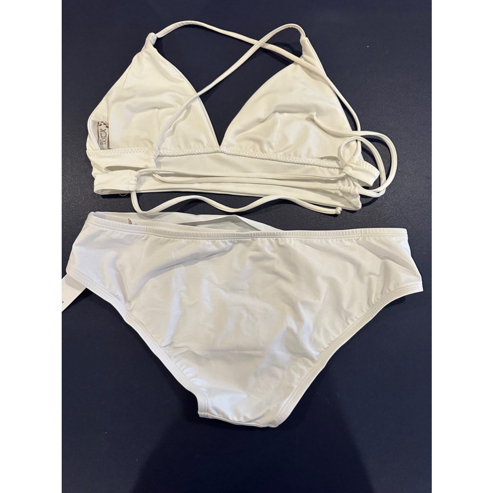 Women’s white buckled bikini. New With Tags. White House Black Market.  Size M